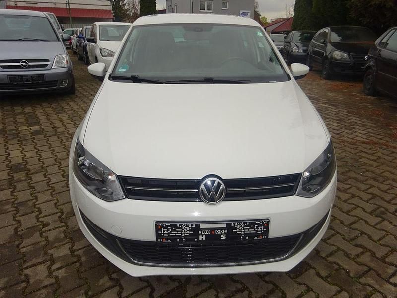 Gebraucht VW Polo Life 60 PS (44 kW) 2013 Weiß Kleinwagen