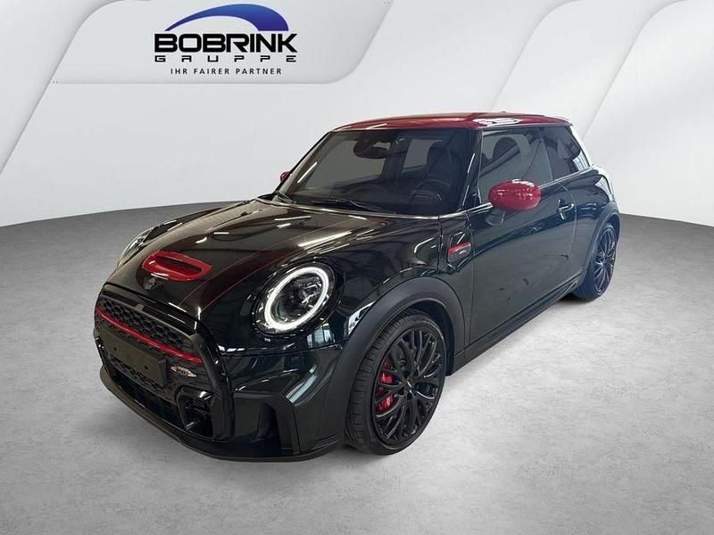 Gebraucht Mini John Cooper Works 231 PS (169 kW) 2022 Grün Kleinwagen