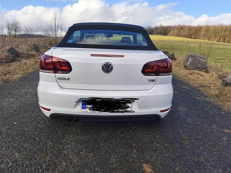 Gebraucht VW Golf Cabriolet 122 PS (89 kW) 2014 Weiß Cabrio