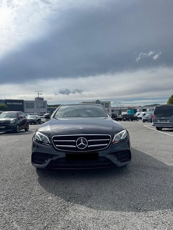 Gebraucht Mercedes E400 AMG 340 PS (250 kW) 2018 Schwarz Limousine