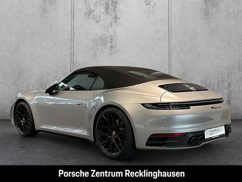 Gebraucht Porsche 911 Carrera Cabriolet 385 PS (283 kW) 2023 Silber Cabrio