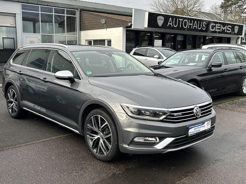 Gebraucht VW Passat Alltrack 190 PS (139 kW) 2017 Indiumgrau metallic Kombi