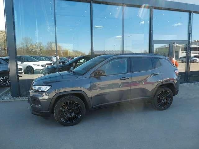 Gebraucht Jeep Compass Night Eagle 145 PS (106 kW) 2023 Grau SUV