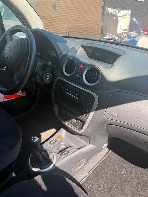 Gebraucht Citroën C3 108 PS (79 kW) 2006 Gold Kleinwagen