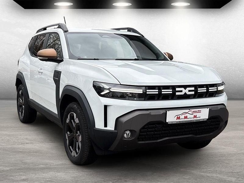 Neu Dacia Duster Extreme 131 PS (96 kW) 2025 Weiß SUV