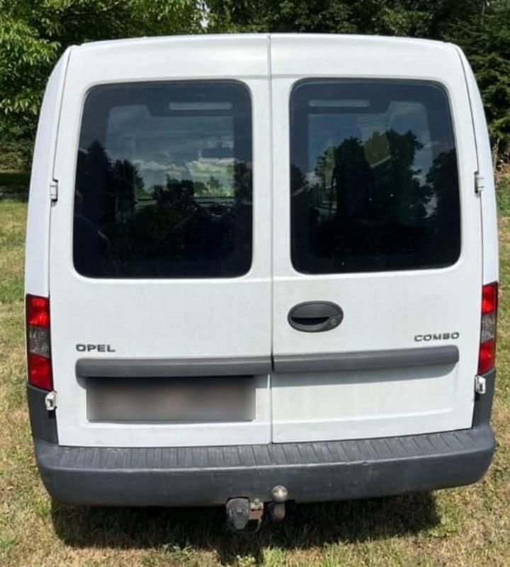 Gebraucht Opel Combo 75 PS (55 kW) 2005 Weiß Van / Kleinbus