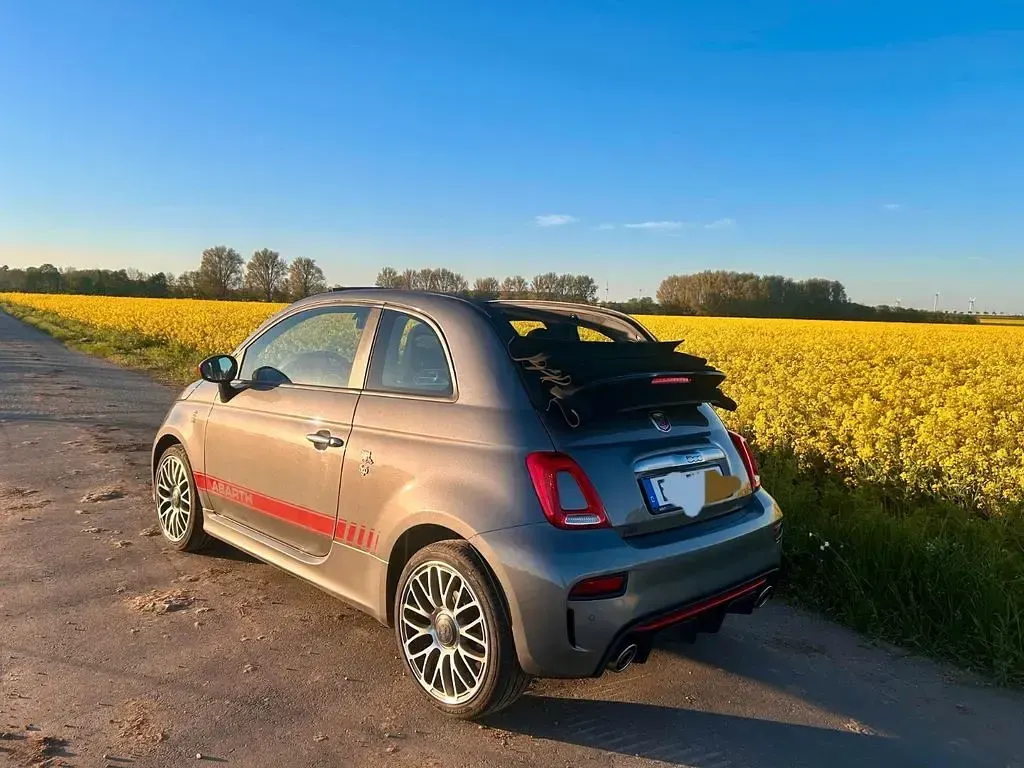 Usata Abarth 595C 145 CV (106 kW) 2021 Grigio Cabrio