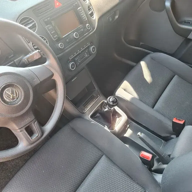 Gebraucht VW Golf Plus Cross Trendline 105 PS (77 kW) 2011 Silber Van / Kleinbus