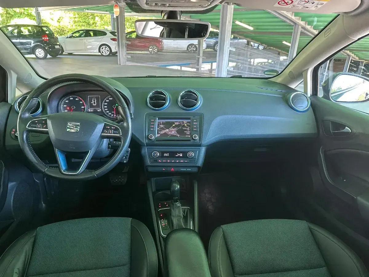 Używany Seat Ibiza ST 100 KM (73 kW) 2016 Czarny Kombi