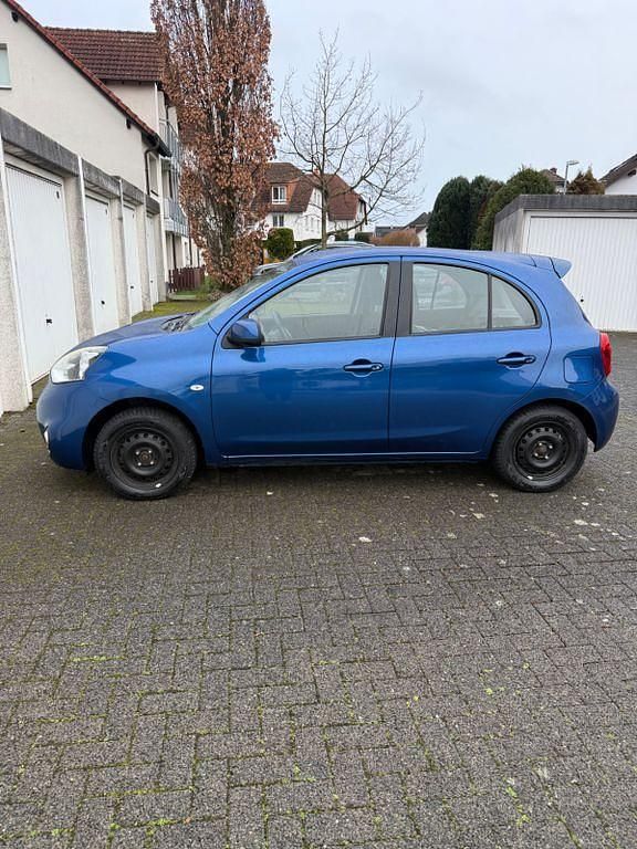 Gebraucht Nissan Micra Acenta 80 PS (58 kW) 2016 Blau Kleinwagen