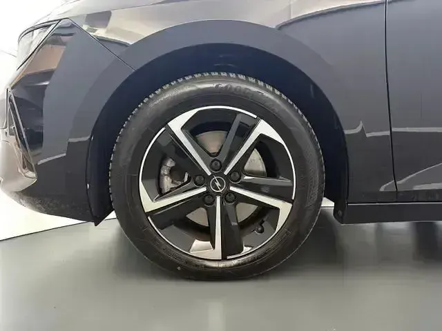 Usata Opel Astra 131 CV (96 kW) 2025 Nero Utilitaria