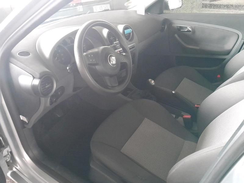 Gebraucht Seat Ibiza 64 PS (47 kW) 2006 Silber Kleinwagen