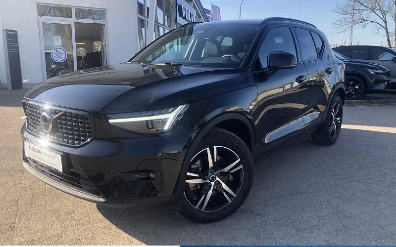 Gebraucht Volvo XC40 Plus 197 PS (144 kW) 2024 Schwarz SUV