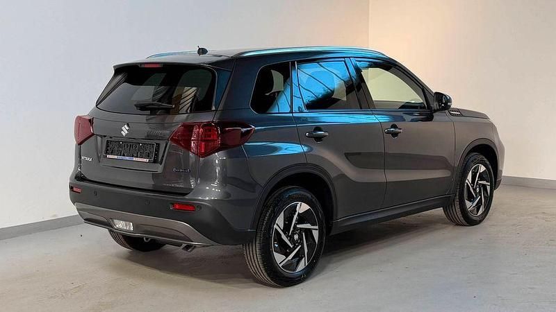 Neu Suzuki Vitara Comfort+ 129 PS (94 kW) 2025 Grau SUV