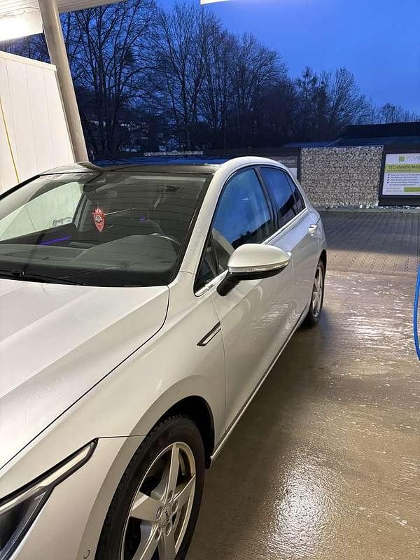 Gebraucht VW Golf VII Style 150 PS (110 kW) 2020 Limousine
