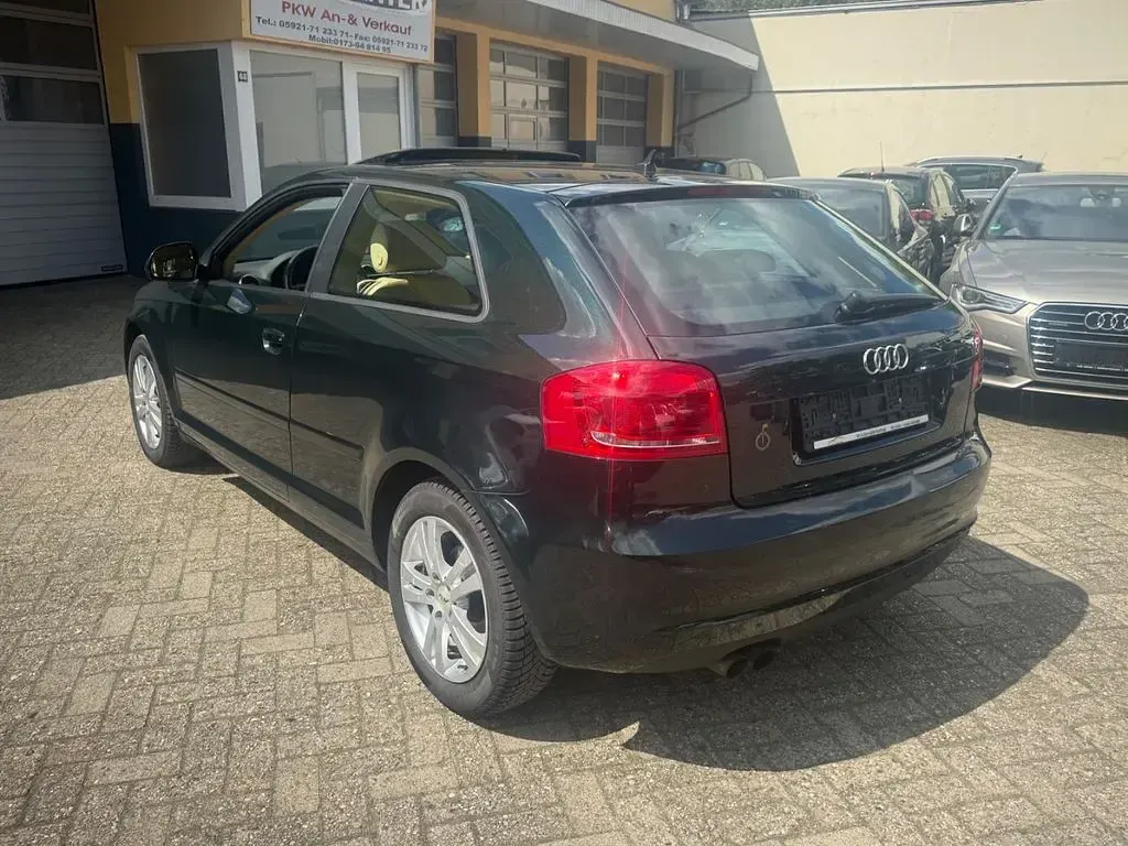 Gebraucht Audi A3 Ambiente 160 PS (117 kW) 2009 Grün Kleinwagen