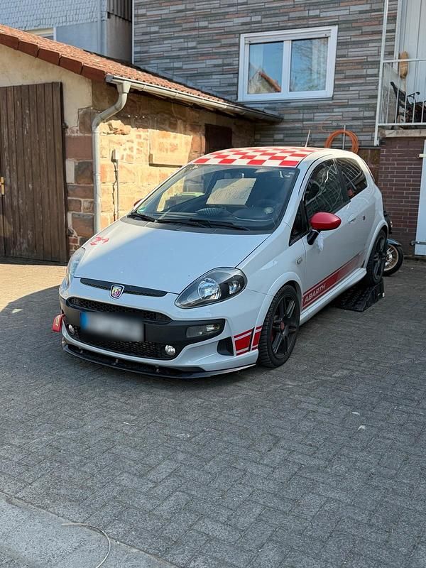 Gebraucht Abarth Punto Evo 163 PS (119 kW) 2012 Beige Kleinwagen