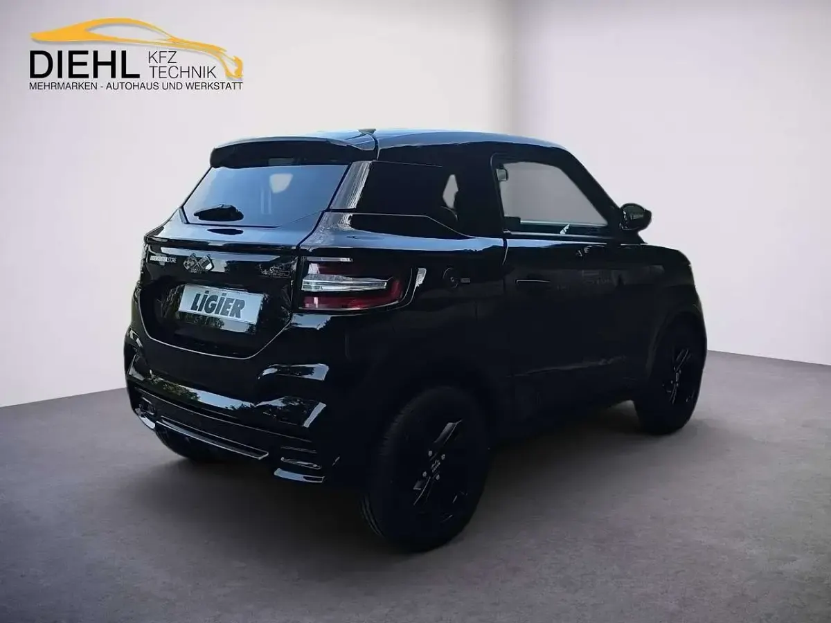 Neu Ligier JS50 2026 Schwarz intense Kleinwagen