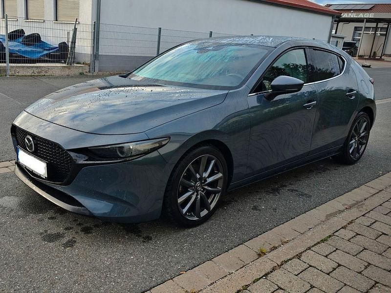 Grau Gebraucht 2019 Mazda 3 Limousine | 14.700 € - Bild 1/4
