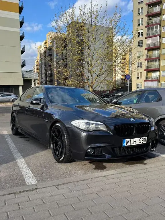 Käytetty BMW 535 Performance 313 HP (230 kW) 2012 Harmaa Sedan