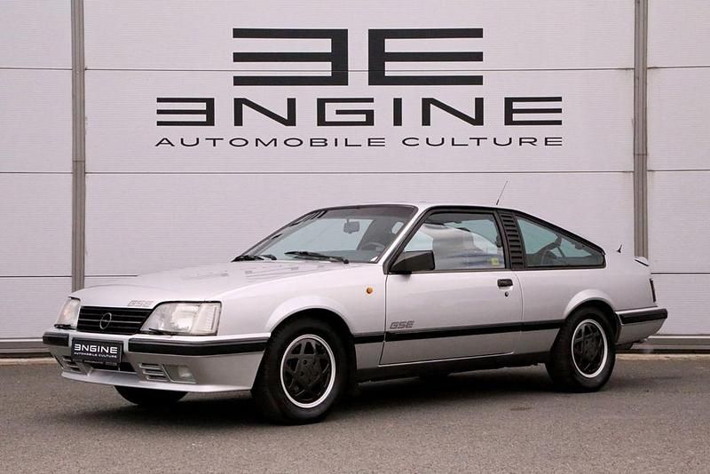 Silber Gebraucht 1985 Opel Senator GSe | 23.900 € - Bild 1/4