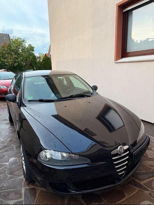 Schwarz Gebraucht 2006 Alfa Romeo 147 Progression Kleinwagen | 1.950 € (Fairer Preis) - Bild 1/4