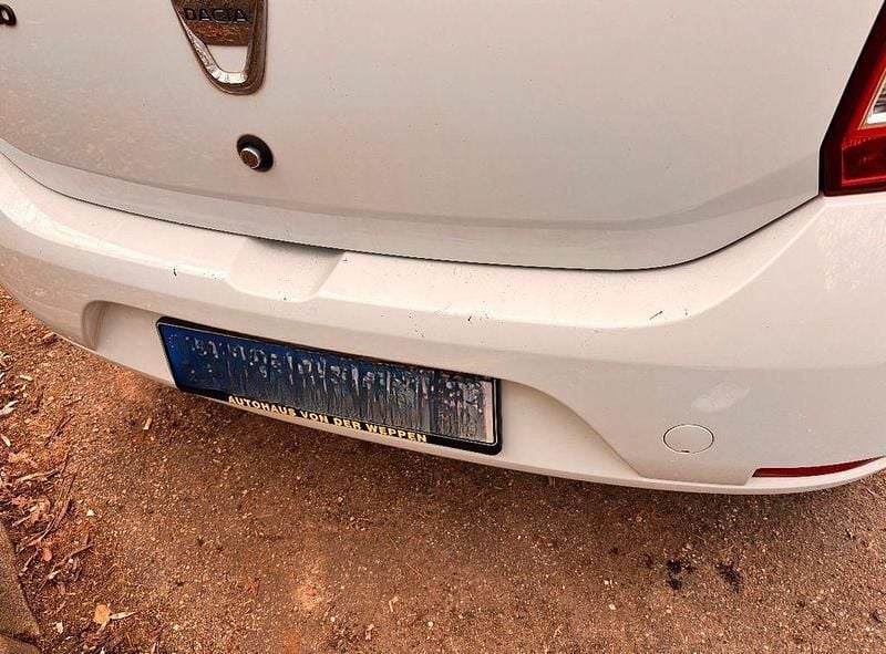 Gebraucht Dacia Sandero Ambiance 75 PS (55 kW) 2014 Weiß Limousine