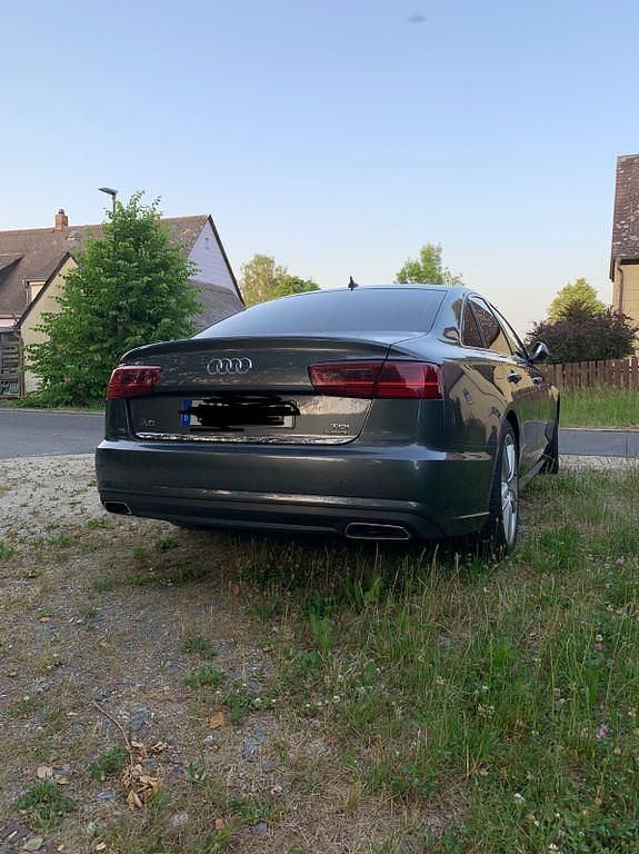 Gebraucht Audi A6 Sport 272 PS (200 kW) 2015 Grau Limousine
