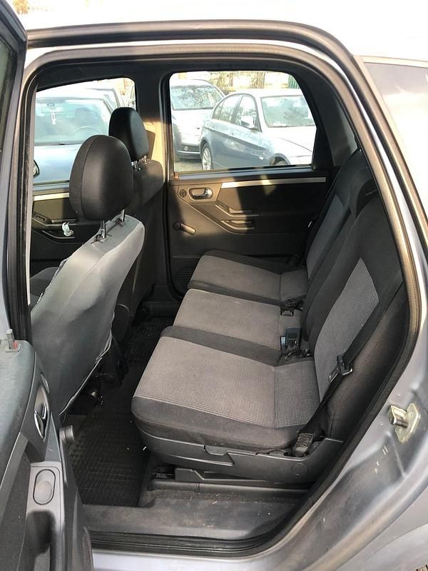 Gebraucht Opel Insignia 90 PS (66 kW) 2005 Grau Limousine