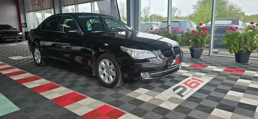 Gebraucht BMW 520 177 PS (130 kW) 2009 Schwarz Limousine
