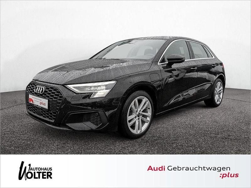 Schwarz Gebraucht 2022 Audi A3 Sport Limousine | 20.860 € (Fairer Preis) - Bild 1/4