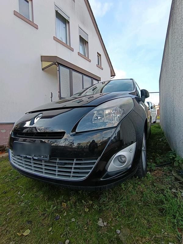 Schwarz Gebraucht 2011 Renault Scénic III Van / Kleinbus | 3.200 € - Bild 1/4