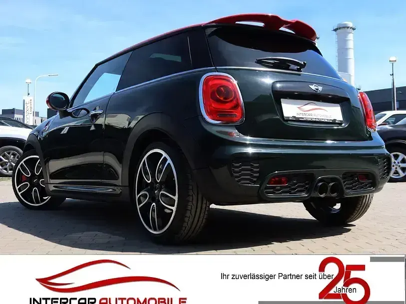 Gebraucht Mini John Cooper Works 231 PS (169 kW) 2015 Rebel green Kleinwagen