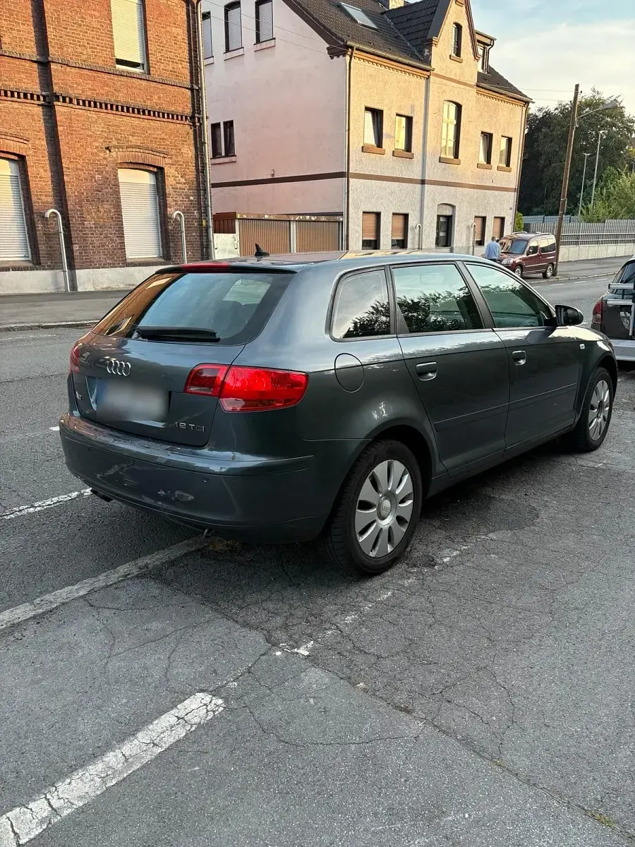 Gebraucht Audi A3 105 PS (77 kW) 2005 Grau Kleinwagen