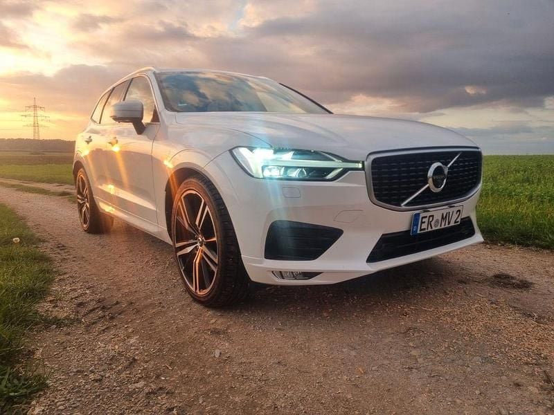 Weiß Gebraucht 2018 Volvo XC60 R-Design SUV | 29.450 € (Fairer Preis) - Bild 1/4