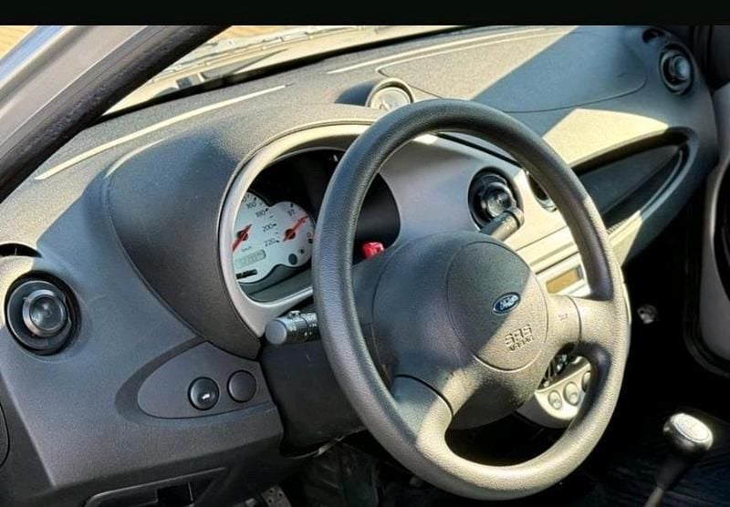 Gebraucht Ford Ka 70 PS (51 kW) 2008 Silber Kleinwagen