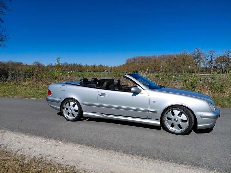 Gebraucht Mercedes CLK320 Elegance 218 PS (160 kW) 1999 Silber Coupé