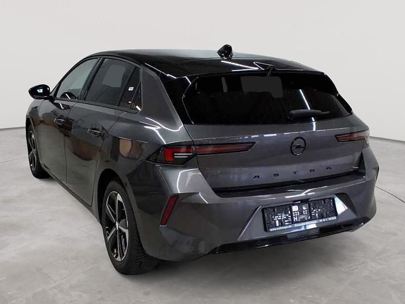 Gebraucht Opel Astra 131 PS (96 kW) 2024 Vulkan grau metallic Limousine