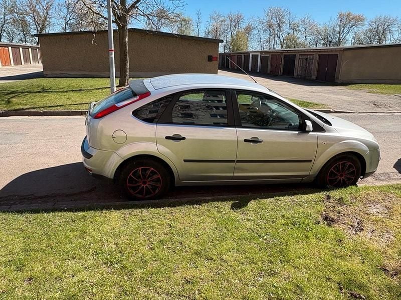 Second-hand Ford Focus 101 CP (74 kW) 2007 Gri Break