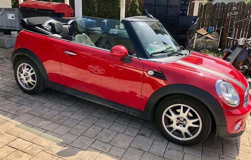 Gebraucht Mini One Cabriolet 98 PS (72 kW) 2013 Rot Cabrio