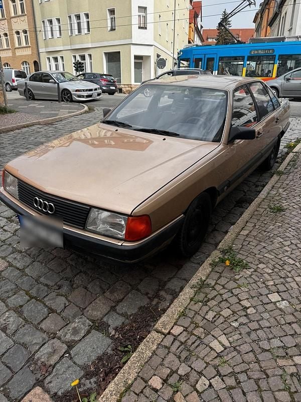 Gold Gebraucht 1986 Audi 100 Kombi | 1.900 € - Bild 1/4