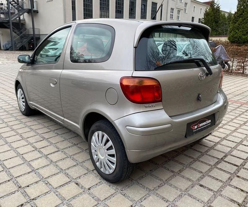Gebraucht Toyota Yaris Sol 87 PS (63 kW) 2005 Grau Limousine