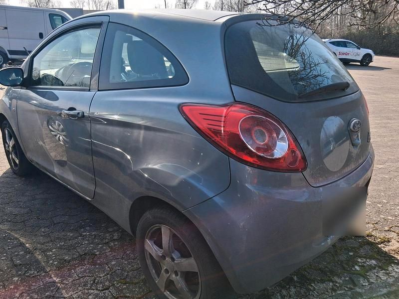 Gebraucht Ford Ka 67 PS (49 kW) 2010 Grau Kleinwagen