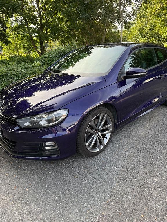 Gebraucht VW Scirocco R-line 179 PS (131 kW) 2014 Violet Coupé