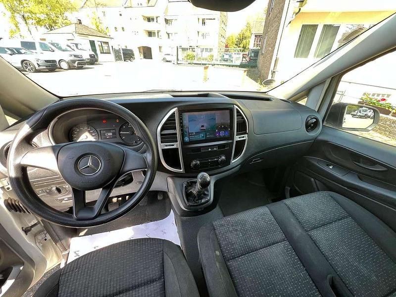 Usado Mercedes Vito 102 HP (75 kW) 2020 Branco Van