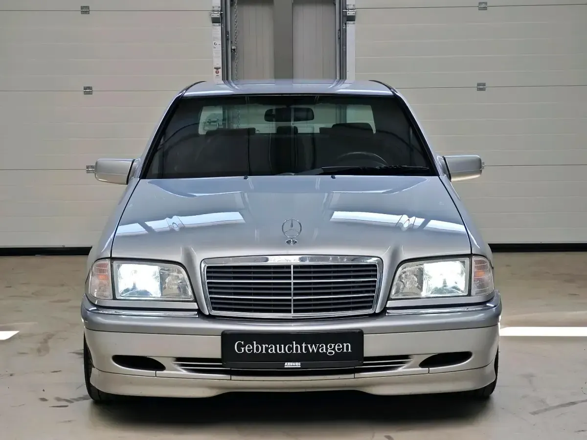 Gebraucht Mercedes C180 122 PS (89 kW) 2000 Silber Limousine
