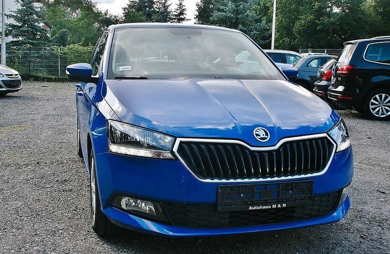 Energyblau Gebraucht 2019 Skoda Fabia Ambition Kombi | 9.990 € (Guter Preis) - Bild 1/4