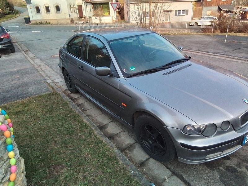 Gebraucht BMW 316 116 PS (85 kW) 2003 Grau Limousine