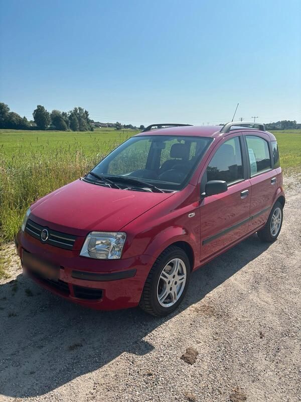 Rot Gebraucht 2009 Fiat Panda Emotion Kleinwagen | 3.790 € (Teuer) - Bild 1/4