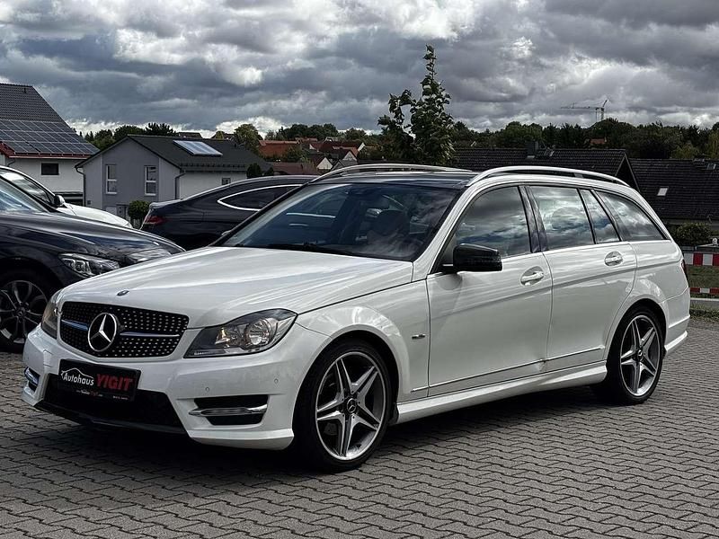 Gebraucht Mercedes C220 170 PS (125 kW) 2011 Weiß Kombi